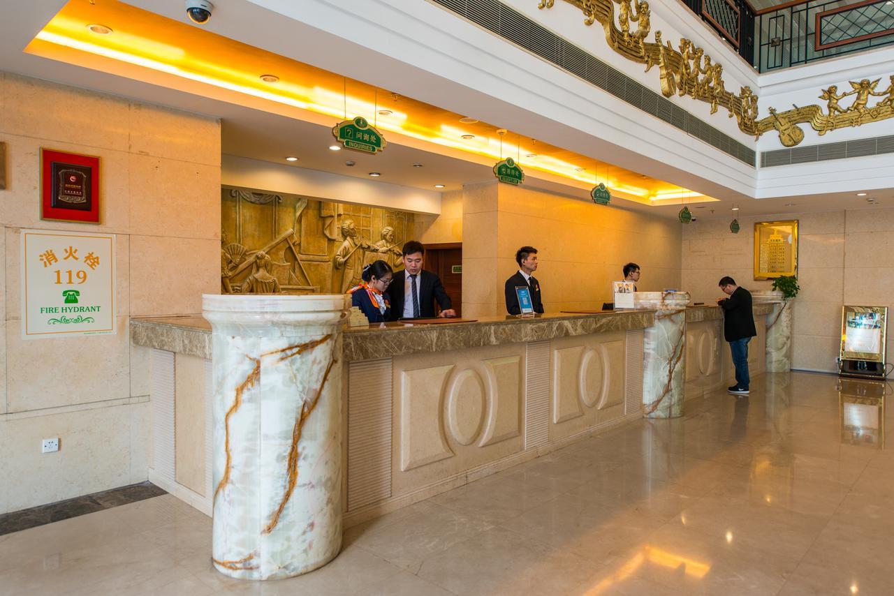 Vienna International Hotel Shanghai Train Station Xangai Exterior foto